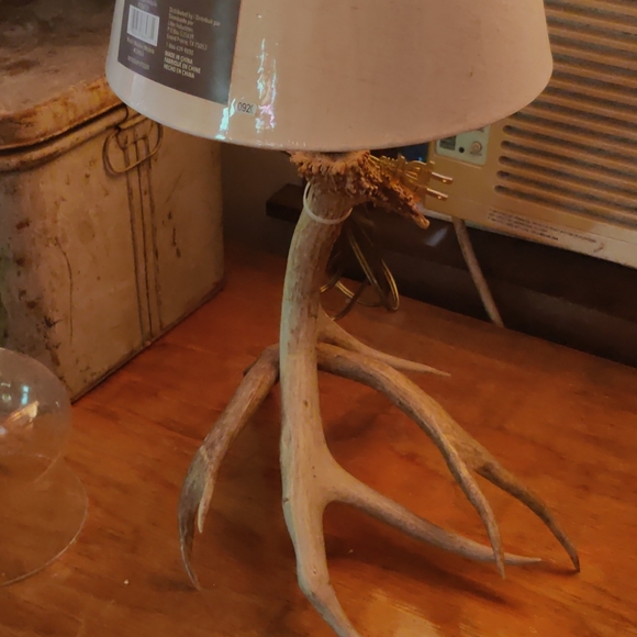 Deer antler lamps big ones $180. Small $160 - Picture 2 of 2